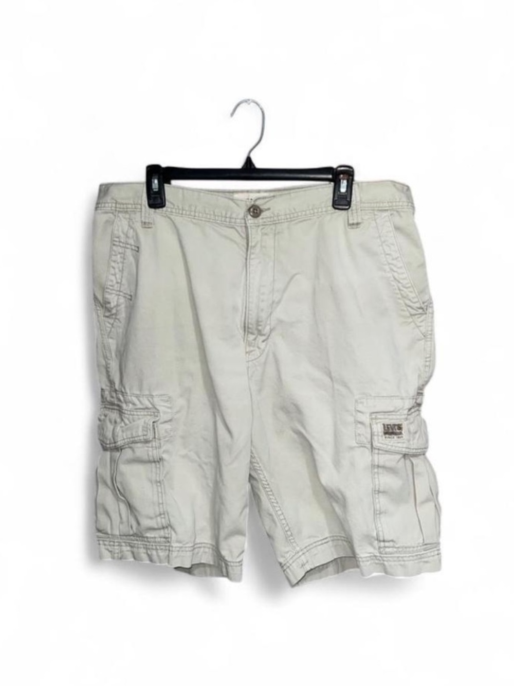 Levi's Men’s Vintage Cream Utility Versatile Casual Cargo Shorts Size 38 Waist
